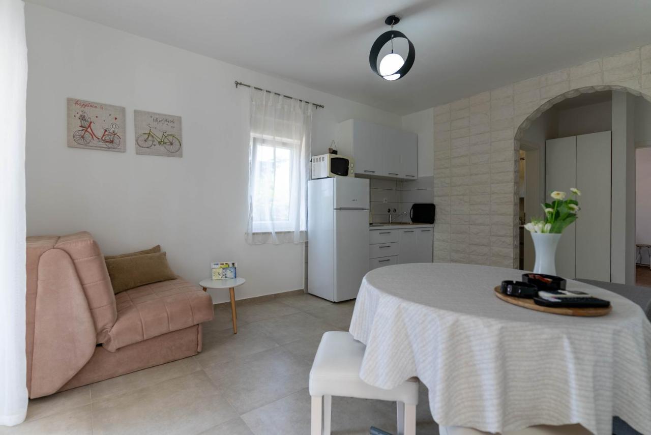 Briuni Riviera Apartment PUY Eksteriør bilde