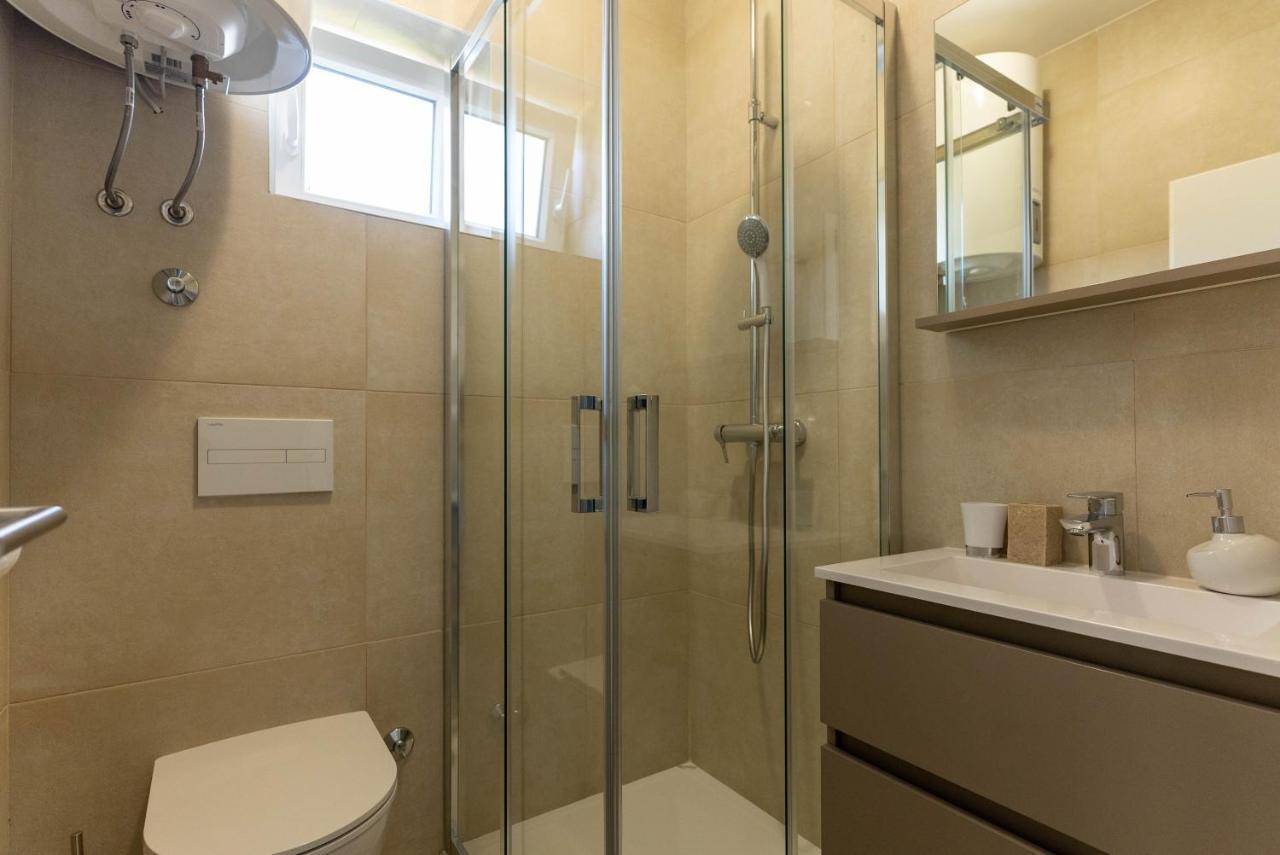 Briuni Riviera Apartment PUY Eksteriør bilde