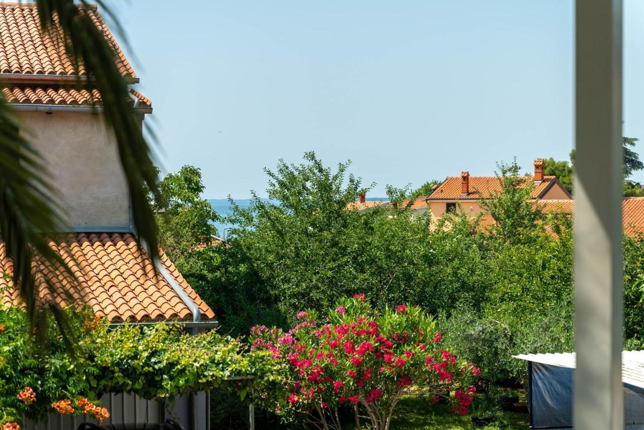Briuni Riviera Apartment PUY Eksteriør bilde
